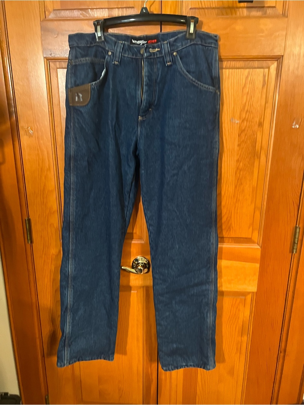 Wrangler Men’s Navy Relaxed Fit Jeans